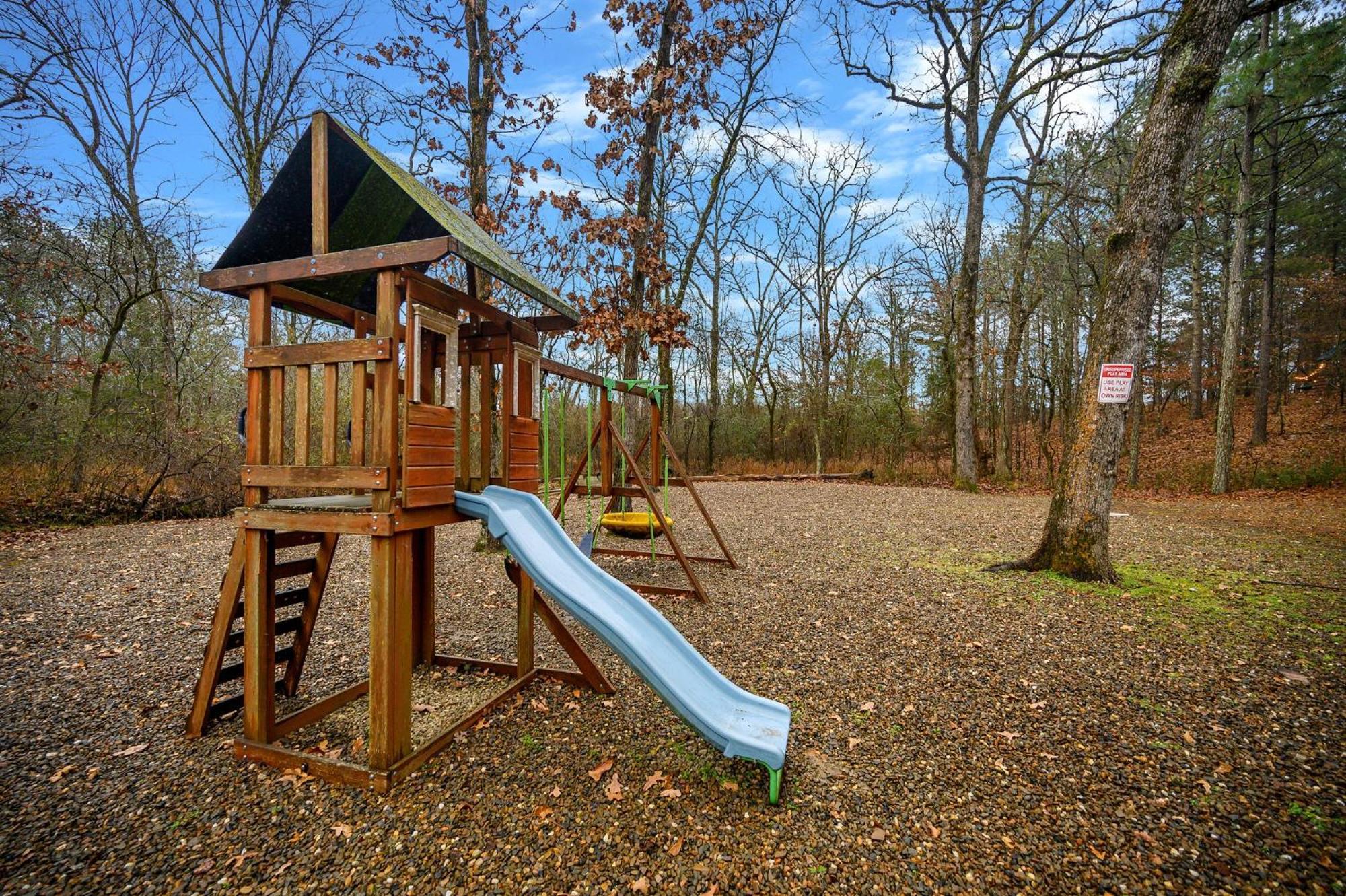 Lazy Daze Lodge - Close To Activities And Attractions!! Hochatown Экстерьер фото